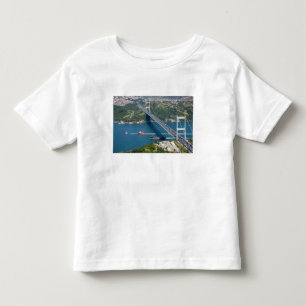 Fatih Sultan Mehmet-brug over de Bosporus, Kinder Shirts