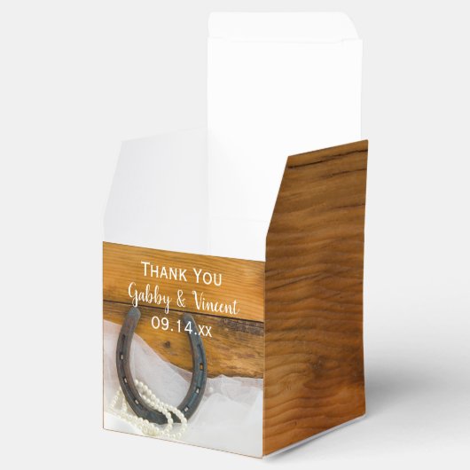 Faux Barn Wood Hoefijzer en Pearls Rustic Wedding Bedankdoosjes (Geopend)