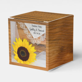 Faux Barn Wood Sunflower en Lace Country Weddensch Bedankdoosjes