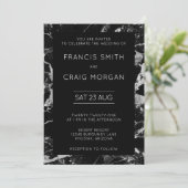 Faux Black en Silver Marble Modern Wedding Kaart (Staand voorkant)
