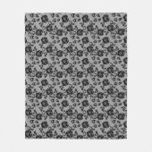 Faux Black Lace Rozen Fishnet Fleece Blanket (Voorkant)