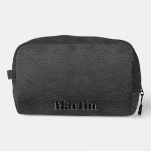 Faux Black Leather Dopp Kit met Embossed Text Toilettasje