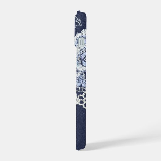 Faux Blue Velvet en Simulate Lace Embroidery iPhone 15 Case (Linkerkant)