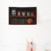 Faux Boekenplank Haunted House Lab Halloween Spandoek (Insitu)