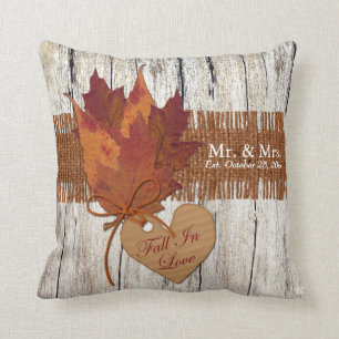 FAUX Burlap, Hout, Leaves Heart Wedding Pillow Kussen