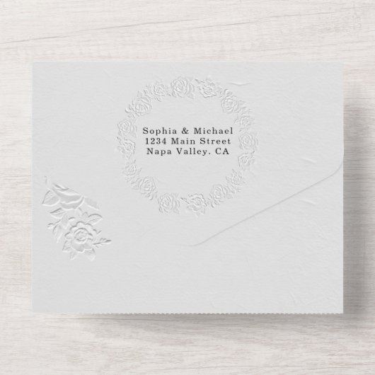 Faux Embossed White Roses Wedding  All In One Uitnodiging (Achterkant)