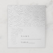 Faux Embossed White Roses Wedding Plaatskaartje (Buitenkant ongevouwen)