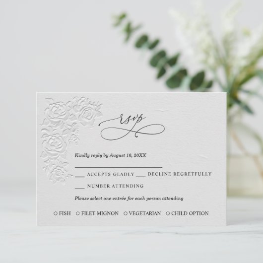 Faux Embossed White Roses Wedding RSVP Card (Staand voorkant)