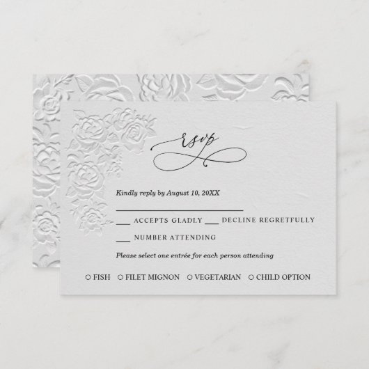Faux Embossed White Roses Wedding RSVP Card (Voorkant / Achterkant)