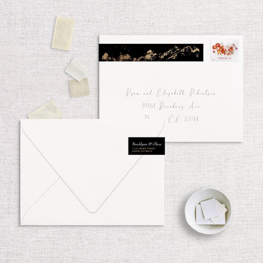 Faux Folie Gold Abstracte bergen op zwart Adreslabel Wikkel