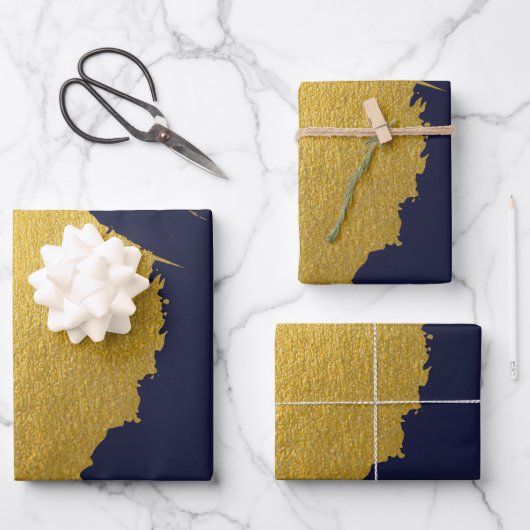 Faux Gold Brushstrokes met Navy Blue Background Inpakpapier Vel (Voorkant)