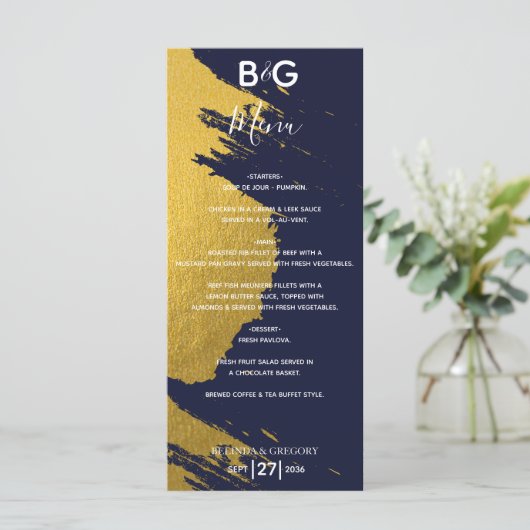 Faux Gold Brushstrokes Navy Blue Monogram Weddensc Menu (Staand voorkant)
