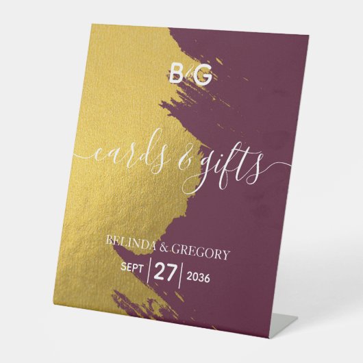 Faux Gold Burgundy, Monogram Weddenschappen en cad Reclamebord Met Voetstuk (Voorkant)