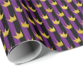 Faux Gold Crowns Paarse zwarte strepen Mardi Gras Cadeaupapier (Rol Hoek)