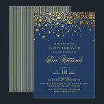 Faux Gold Foil Confetti Navy Blue Bar Mitzvah Kaart<br><div class="desc">Nodig familie en vrienden uit aan de Bar Mitzvah van uw zoon met deze elegante marineblauwe en gouduitnodiging. Het is voorzien van faux gouden confetti-stippen en strepen. Personaliseer door naam,  datum,  tijd,  plaats en andere gebeurtenisdetails toe te voegen. Overeenkomende objecten zijn beschikbaar.</div>