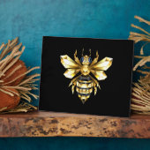Faux Gold Foil Logo Bee Polygonaal op Zwart Fotoplaat (Zijkant)