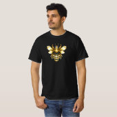 Faux Gold Foil Logo Bee Polygonaal op Zwart T-shirt (Voorkant volledig)