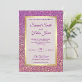 Faux Gold Foil Paarse Glitter bruiloft uitnodiging (Staand voorkant)