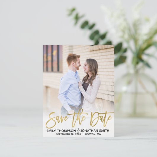 Faux Gold Foil Script Photo Save the Date Card (Staand voorkant)