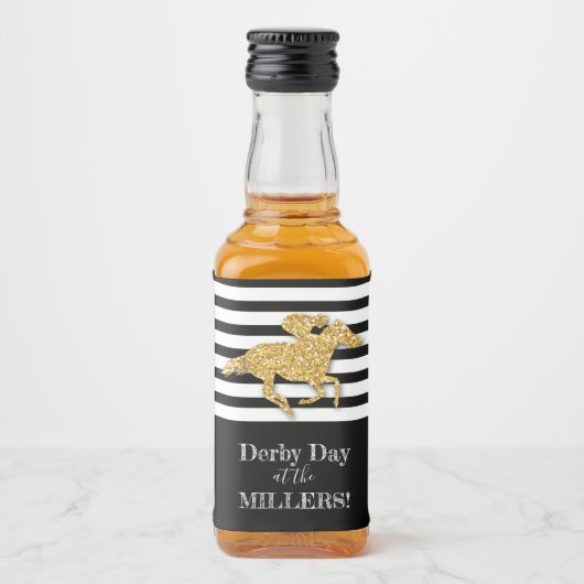 Faux Gold Glitter Race Horse op Black Stripes Likeurfles Etiket (Voorkant)
