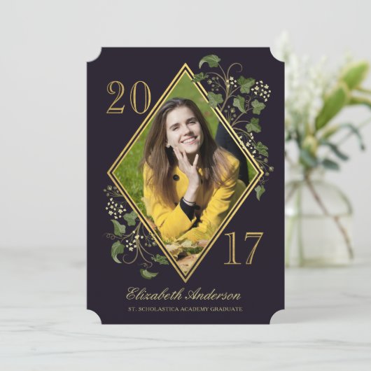 Faux Gold Ivy League Afstudeerder Fotouitnodiging  Kaart (Staand voorkant)