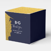 Faux Gold Navy Blue Monogram Weddenschap Bedankdoosjes (Voorkant Zijde)