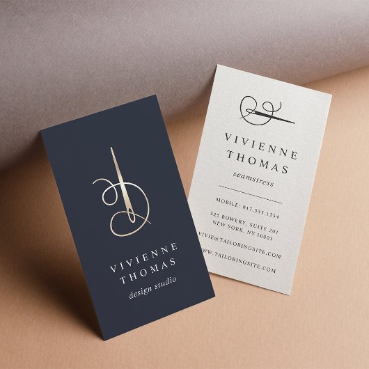 Faux Gold Nedle & Thread | Seamstress of Tailor Visitekaartje