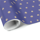 Faux Gold Polka Dots on Dark Periwinkle Blue Cadeaupapier (Rol Hoek)