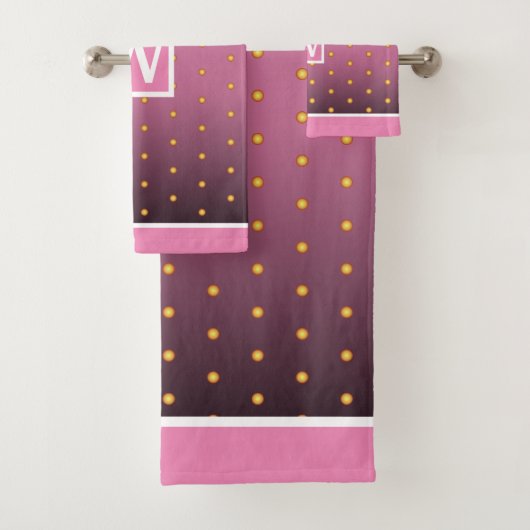 Faux Gold Polka Dots on Pink Gradient Bad Handdoek (Insitu)
