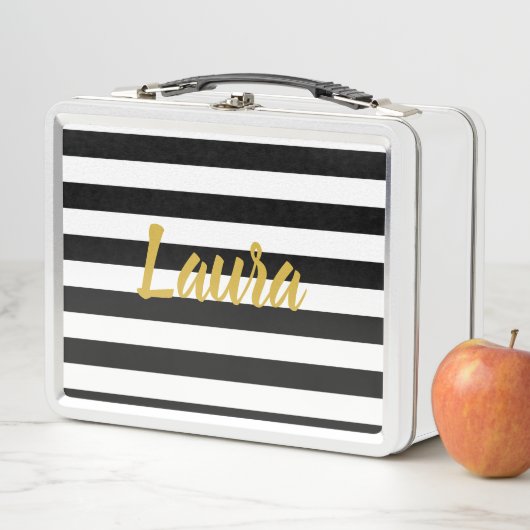 Faux Gold Script op zwarte en witte strepen (In situ)