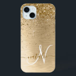 Faux Goud Geborsteld Metaal Glitter Print Monogram iPhone 15 Mini Hoesje<br><div class="desc">Pas dit trendy chassis met  gouden mousserende glitter eenvoudig aan op een gouden geborstelde metalen achtergrond.</div>