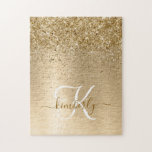 Faux Goud Geborsteld Metaal Glitter Print Monogram Legpuzzel<br><div class="desc">Pas dit trendy chic jigzaag-puzzelontwerp met  gouden mousserende glitter eenvoudig aan op een gouden geborstelde metalen achtergrond.</div>