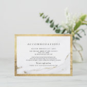 Faux goudfolie marmer moderne huwelijksaccommodati informatiekaartje (Staand voorkant)