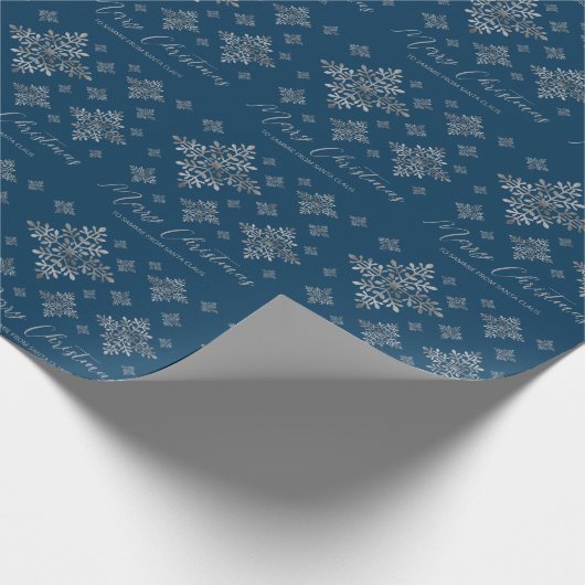 Faux Grey Folie Snowflakes op blauw (geen echte Fo Cadeaupapier (Hoek)