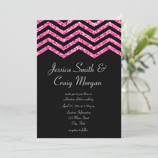 Faux Hot Pink en Black Glitter Chevron Wedding Kaart (Staand voorkant)