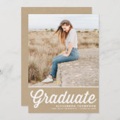 Faux Kraft Retro Bold Typografie Foto Afstuderen Kaart (Voorkant / Achterkant)