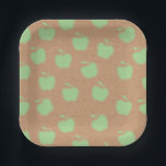 Faux Kraft Rustic Apple of My Eye Baby shower Papieren Bordje<br><div class="desc">Rustic Apple of My Eye Baby shower Paper Bord - Nu hebben we wat geheime informatie in cider voor jullie allemaal. Papieren borden met een smerig groen appelpatroon. Gewoon ideaal voor je feest. We zijn er zeker van dat dit leuke en frisse ontwerp jullie allemaal heel erg 'a-peling' zal zijn....</div>