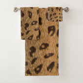 Faux Leopard Spots Fur Bad Handdoek (Insitu)