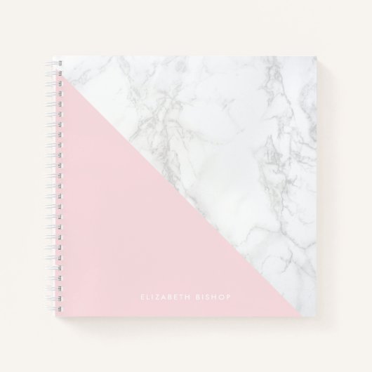 Faux Marble met Blush Pink Accent Gepersonaliseerd Notitieboek (Voorkant)