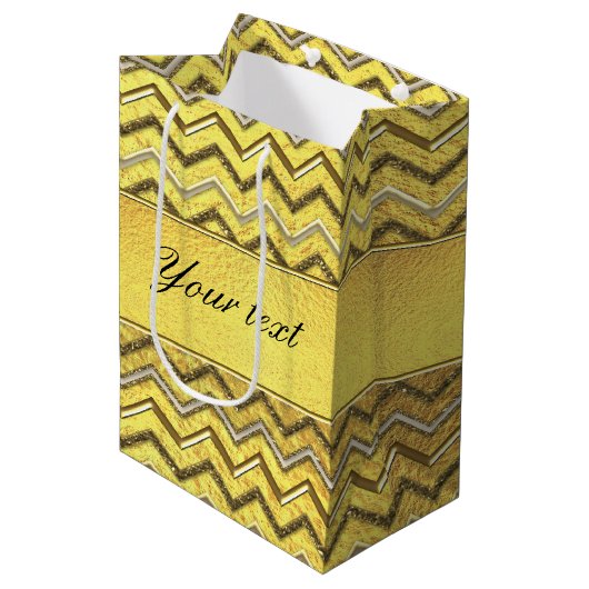 Faux Metallic Glitter Chevrons Gold Foil Medium Cadeauzakje (Voorkant Gekanteld)