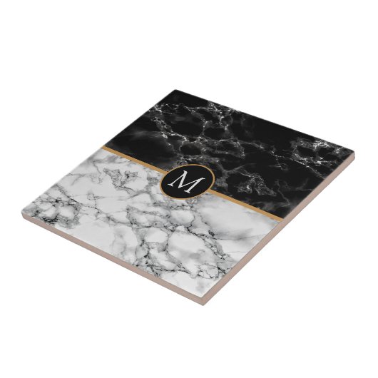 Faux Monogram Black en White Marble Ceramic Tegel Tegeltje (Zijkant)