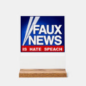 Faux News Acryl Bord (Voorkant)