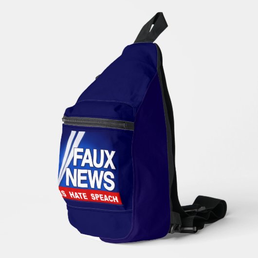 Faux News Sling Bag (Rechterhoek)