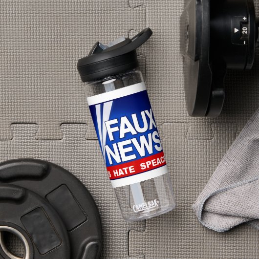 Faux News Waterfles (Sportschool (Gedraaid) )