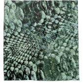 Faux pearly crocodile texture on green marble douchegordijn (Voorkant)