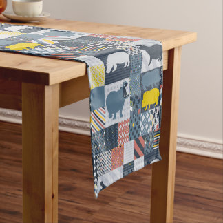 faux-quilted nijlpaarden korte tafelloper