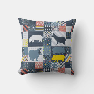 faux-quilted nijlpaarden kussen