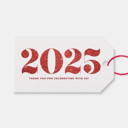 Faux Red Glitter 2024 Typografie Gelukkig Nieuwjaa Cadeaulabel (Voorkant (Horizontaal))