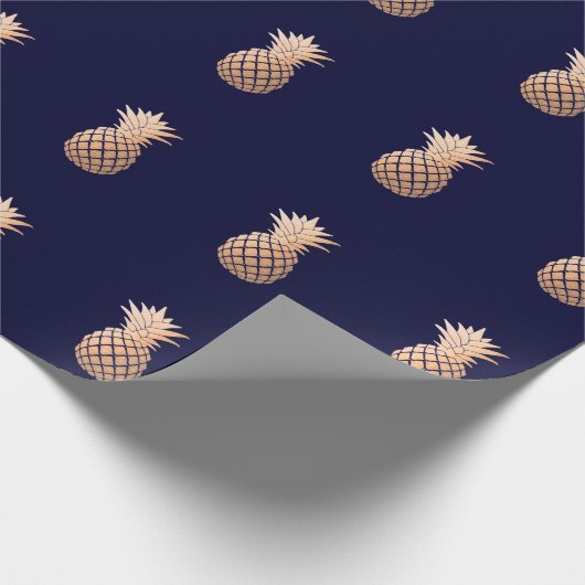 Faux Roos Gold Pineappel op Navy Blue Cadeaupapier (Hoek)