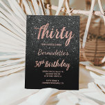 Faux roos Gold zwarte glitter 30th Birthday Kaart<br><div class="desc">Faux roos Gold zwarte glitter 30th Birthday Een moderne 30th Birthday party uitnodiging met een moderne, originele en eenvoudige faux gouden folie met zwarte glitter ombre en handgeschreven stijl borsteltypografie op een volledig aanpasbare zwarte kleur achtergrond. . Als u een gewijzigde en aangepaste tekst nodig hebt, aarzel dan niet om...</div>